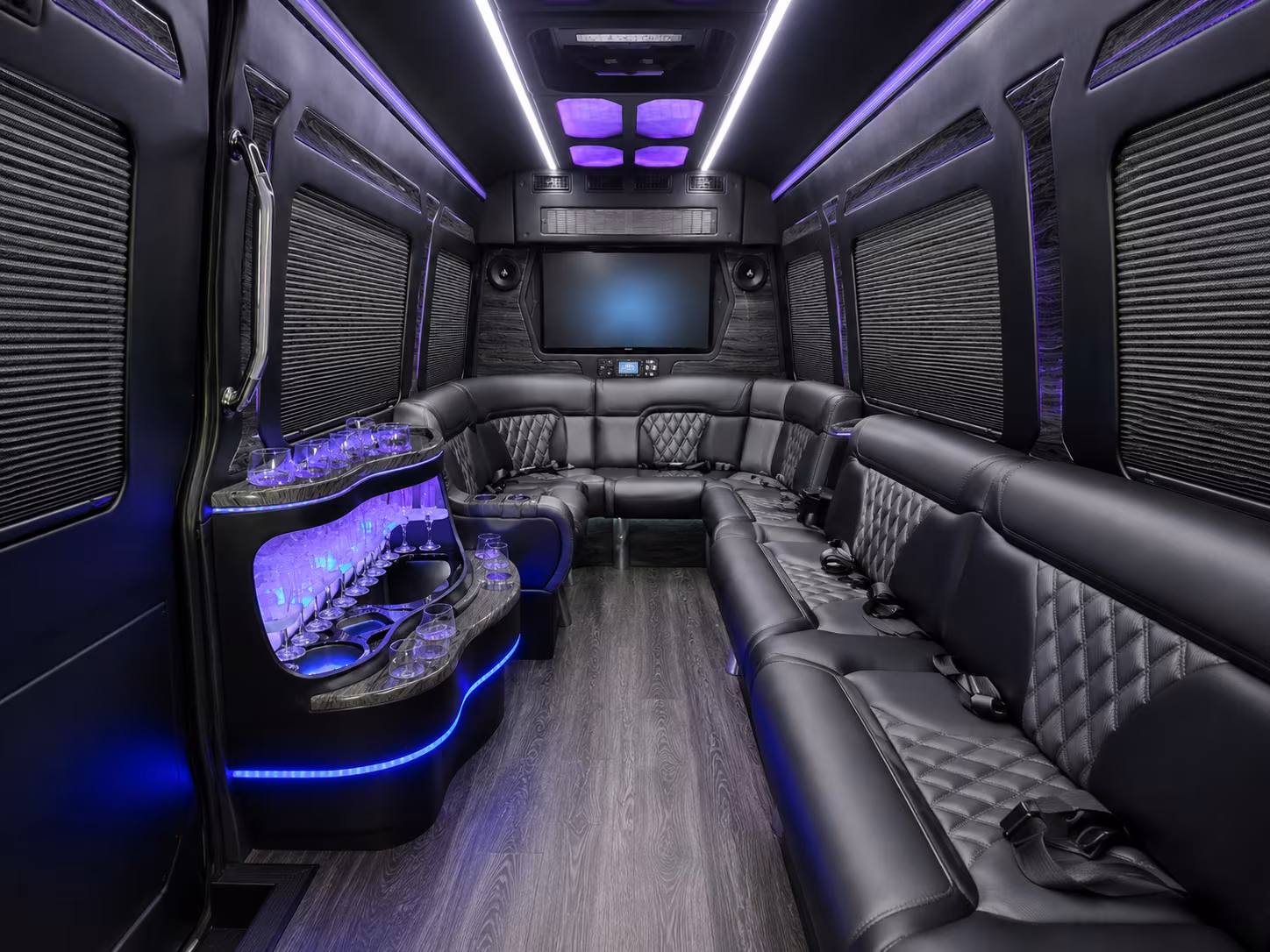 oklahoma city 28 passenger party bus